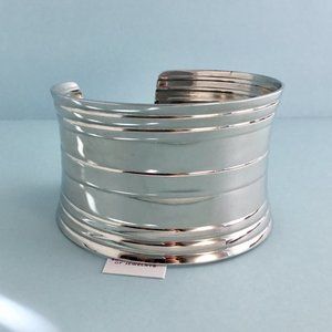 Lia Sophia Jewelry - Lia Sophia Integer Silver Tone Cuff Bracelet Lia Sophia Jewelry - Lia Sophia Integer Silver Tone Cuff Bracelet